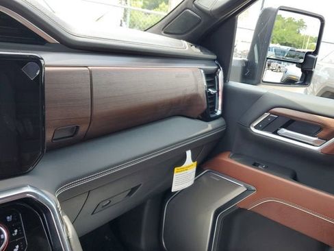 New 2026 GMC Sierra 3500 Denali Ultimate AWD/4WD image 27