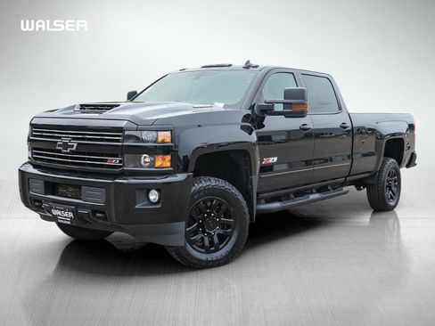Used 2019 Chevrolet Silverado 2500 LTZ w/ Midnight Edition AWD/4WD image 1