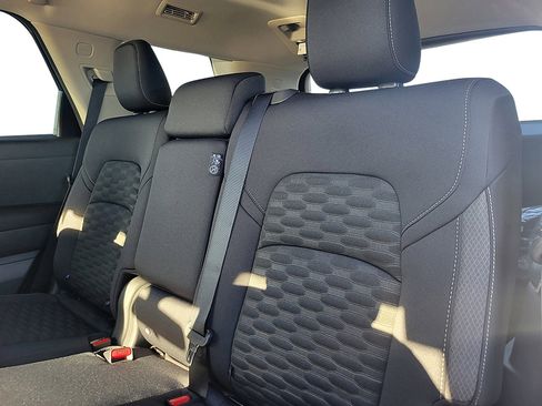 New 2025 Nissan Pathfinder SV image 16