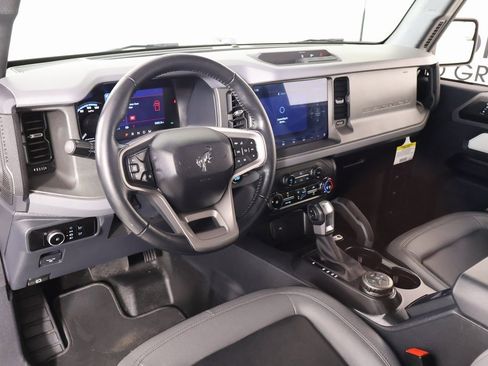 Used 2024 Ford Bronco Big Bend image 2