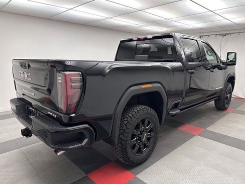 New 2025 GMC Sierra 2500 AT4 w/ AT4 Premium Plus Package image 6