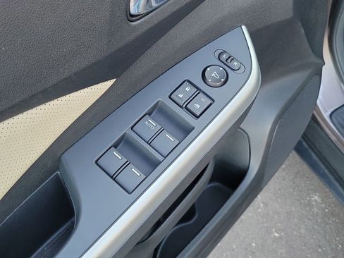 Used 2016 Honda CR-V EX-L image 14