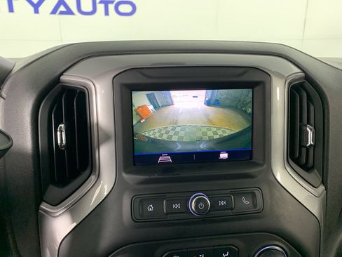 Used 2020 Chevrolet Silverado 1500 Custom w/ Custom Value Package RWD image 25