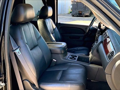 Used 2010 GMC Sierra 1500 SLT image 8