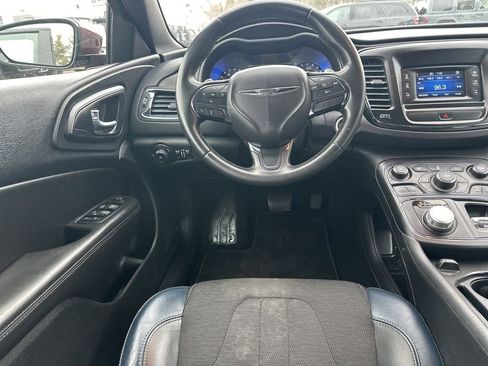 Used 2016 Chrysler 200 S image 14