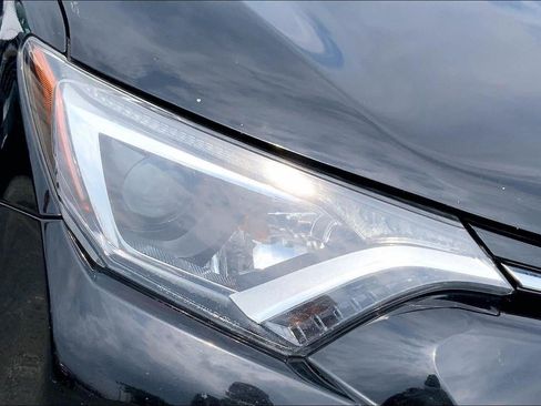 Used 2016 Toyota RAV4 XLE FWD image 24