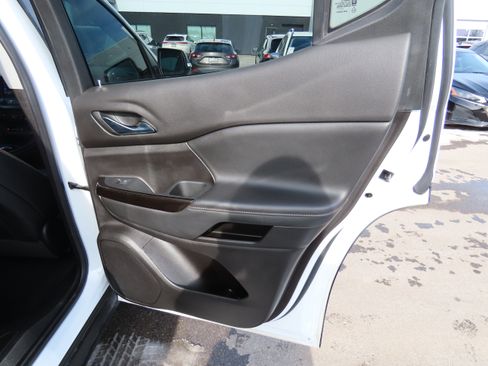 Used 2023 GMC Acadia AT4 w/ Technology Package image 13