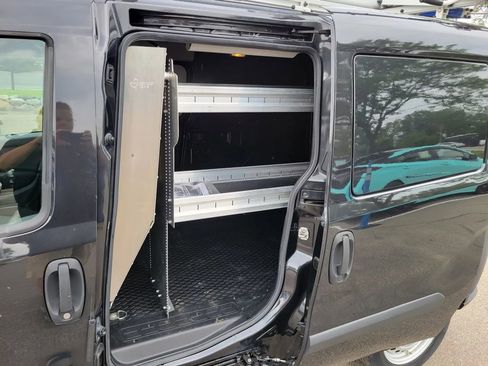 Used 2019 RAM ProMaster City Tradesman image 23