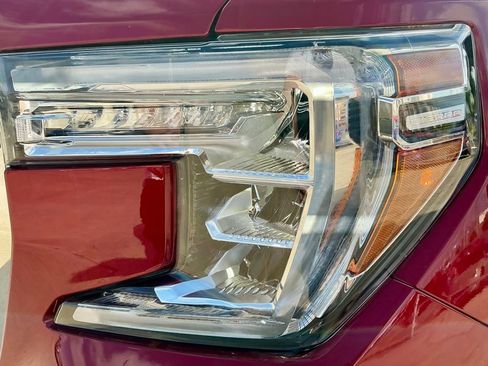 Used 2020 GMC Sierra 1500 SLT image 6