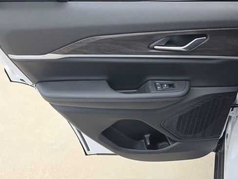 New 2025 Jeep Grand Cherokee Limited w/ Black Appearance Package image 20