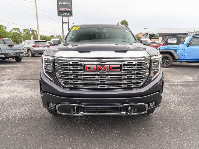 Used 2022 GMC Sierra 1500 Denali AWD/4WD image 2