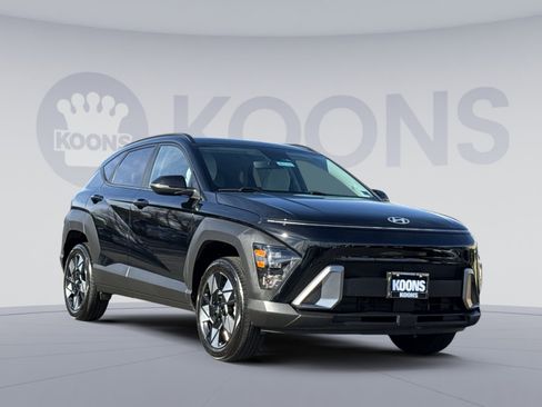 Certified 2025 Hyundai Kona SEL image 10