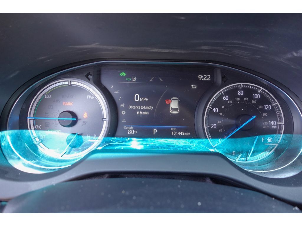 Certified 2023 Toyota Venza LE AWD/4WD image 14