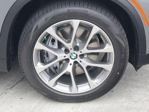 New 2026 BMW X5 xDrive50e w/ Executive Package image 11