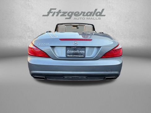 Used 2013 Mercedes-Benz SL 550 image 6