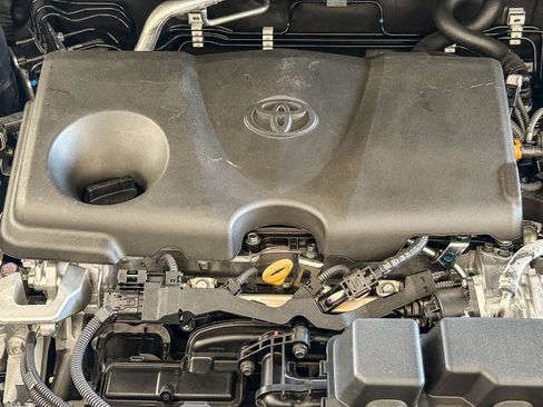 Used 2025 Toyota RAV4 LE FWD image 27