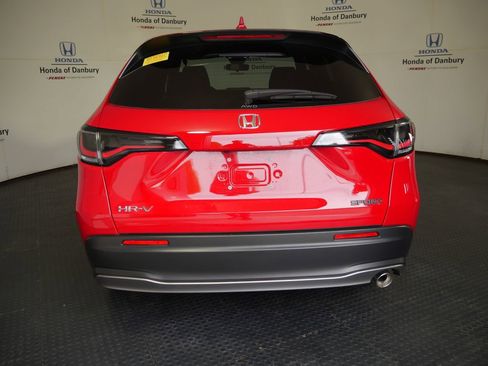 Used 2024 Honda HR-V Sport image 9