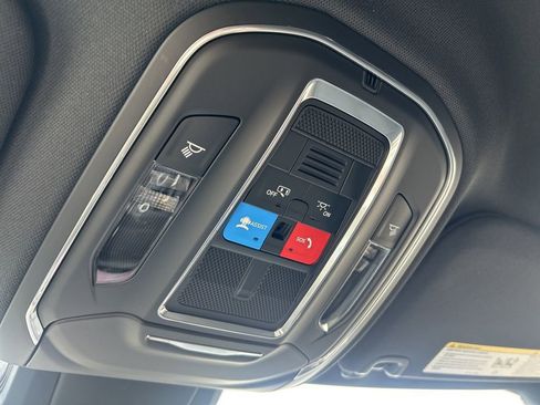 New 2026 Jeep Cherokee Laredo AWD/4WD image 32