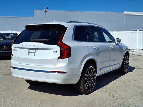 New 2026 Volvo XC90 B5 Plus image 7