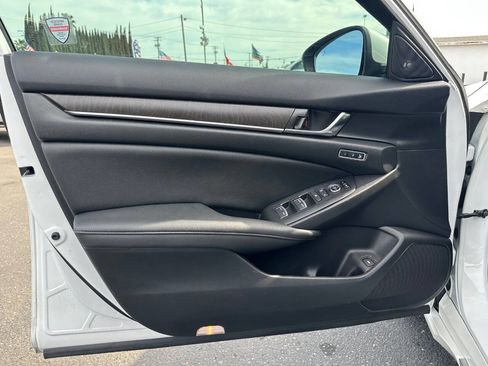 Used 2021 Honda Accord EX-L image 11