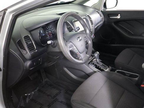 Used 2018 Kia Forte LX w/ LX Popular Package image 19