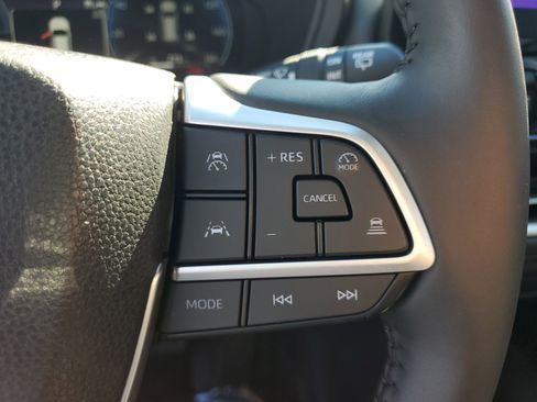 Certified 2025 Toyota Grand Highlander AWD Hybrid image 30