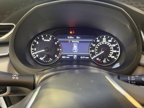 Used 2023 INFINITI QX50 Luxe image 15