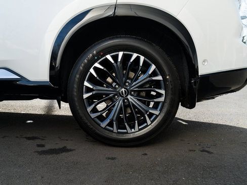 New 2026 Nissan Rogue Platinum w/ Tech Package AWD/4WD image 7
