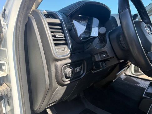 Used 2024 RAM 2500 Laramie AWD/4WD image 24