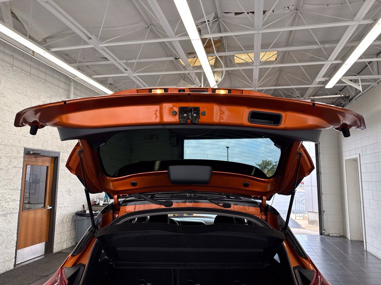 Used 2018 Nissan Kicks SV w/ Exterior Package FWD image 10