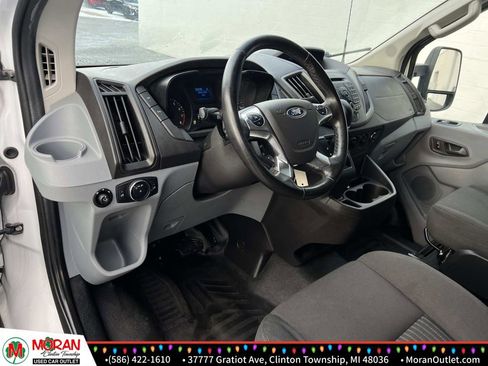Used 2016 Ford Transit 150 XL image 18