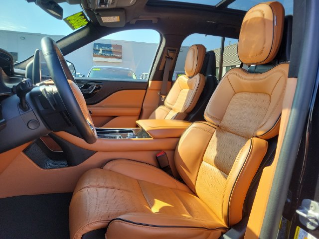 Used 2024 Lincoln Aviator Black Label w/ Jet Package AWD/4WD image 5