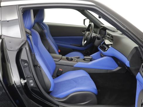 Used 2024 Nissan Z Performance w/ Floor Mat Package RWD image 19