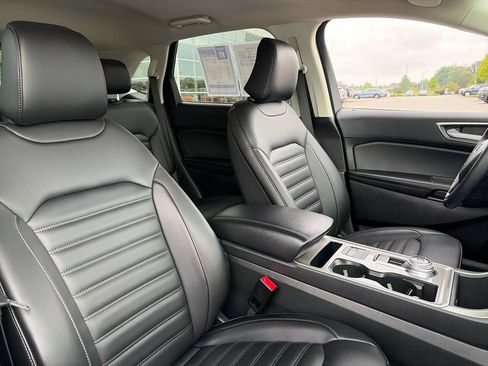 Used 2024 Ford Edge SEL w/ Convenience Package AWD/4WD image 12