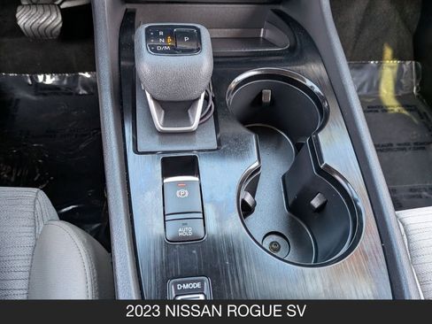 Certified 2023 Nissan Rogue SV image 17