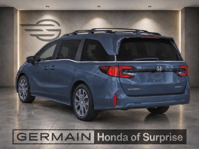 Used 2025 Honda Odyssey Touring image 4
