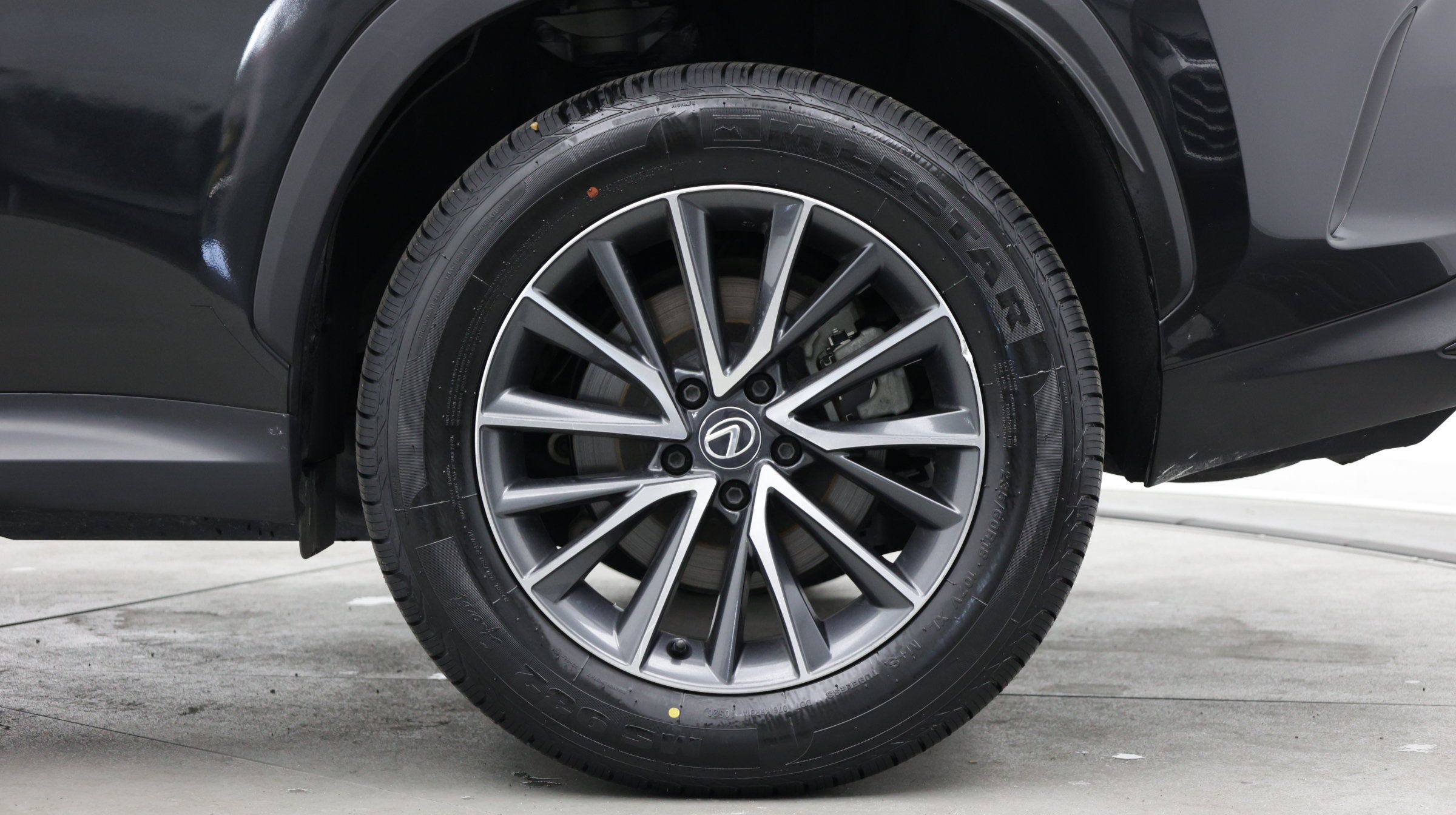 Used 2025 Lexus NX 250 FWD w/ Towing Package (2000 Lbs) image 10