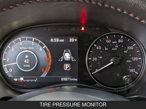 Certified 2021 Nissan Kicks SR w/ SR Premium Package image 21