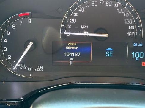 Used 2017 Cadillac XT5 Luxury image 4