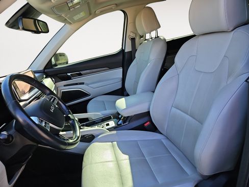 Used 2022 Kia Telluride EX w/ Towing Package image 9