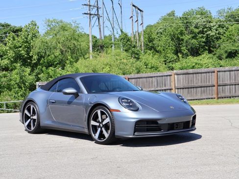 Certified 2025 Porsche 911 Carrera RWD image 13