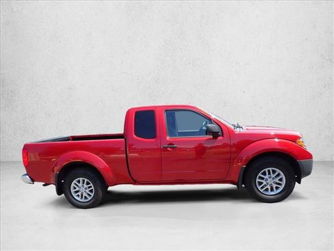 Used 2017 Nissan Frontier SV RWD image 5