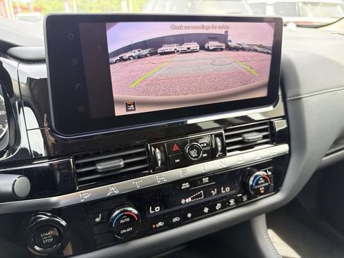 New 2026 Nissan Pathfinder SV AWD/4WD image 19