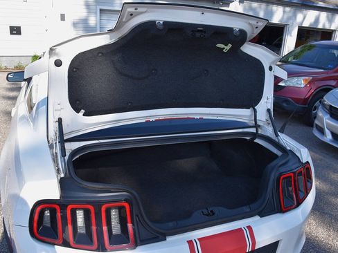 Used 2013 Ford Mustang GT Premium w/ Brembo Brake Pkg RWD image 8