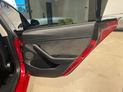 Used 2022 Tesla Model 3 Performance AWD/4WD image 31
