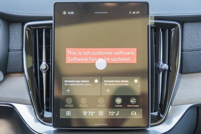 New 2027 Volvo XC90 B6 Plus AWD/4WD image 24