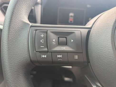Used 2025 Nissan Kicks S FWD image 15