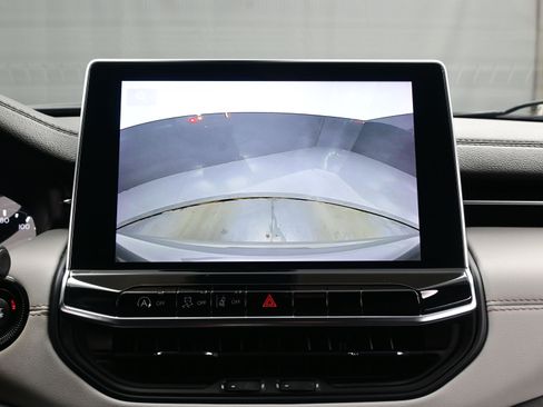 Used 2022 Jeep Compass Limited w/ Sun and Sound Group image 19