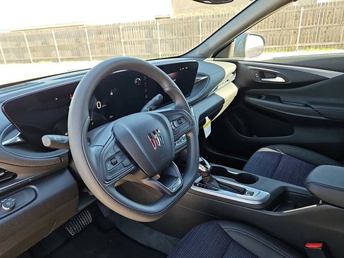 New 2026 Buick Envista Preferred w/ Convenience II Package image 13