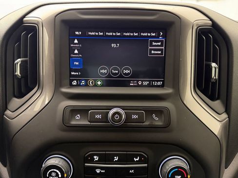 Used 2025 Chevrolet Silverado 3500 W/T image 23